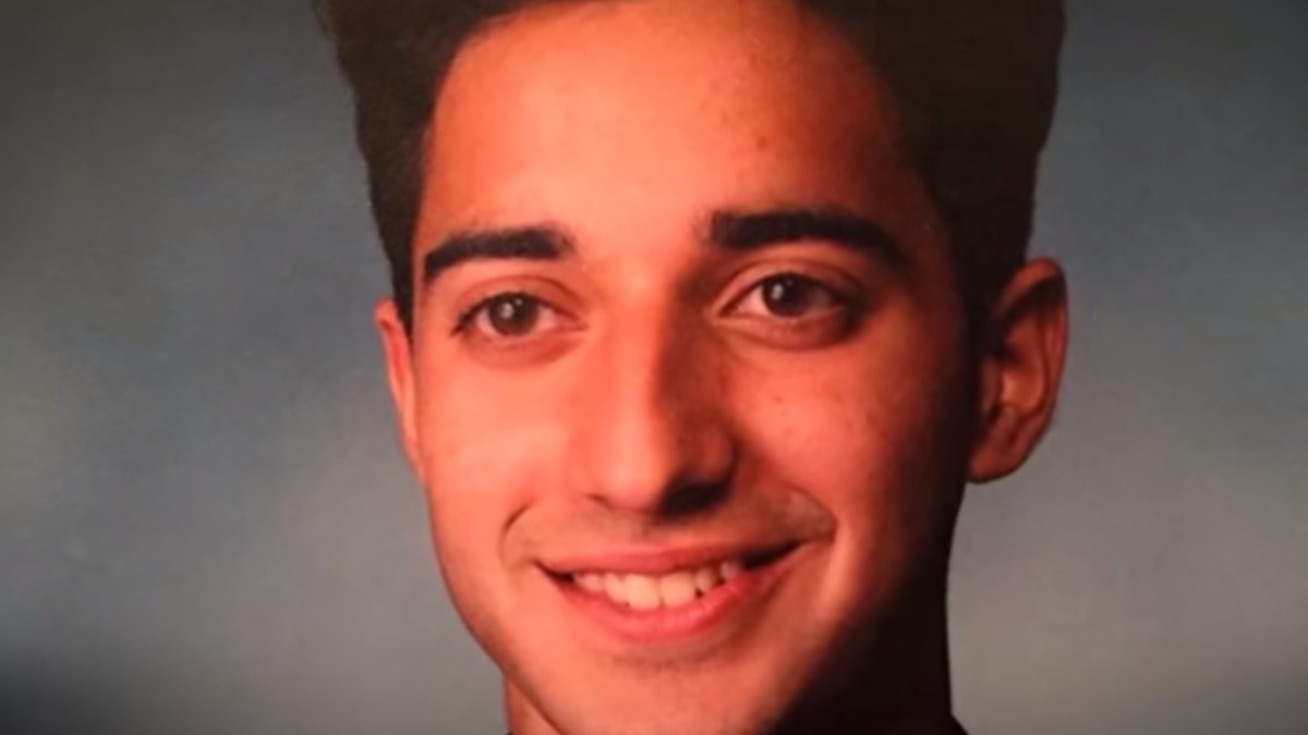 A smiling Ahnan Masud Syed poses
