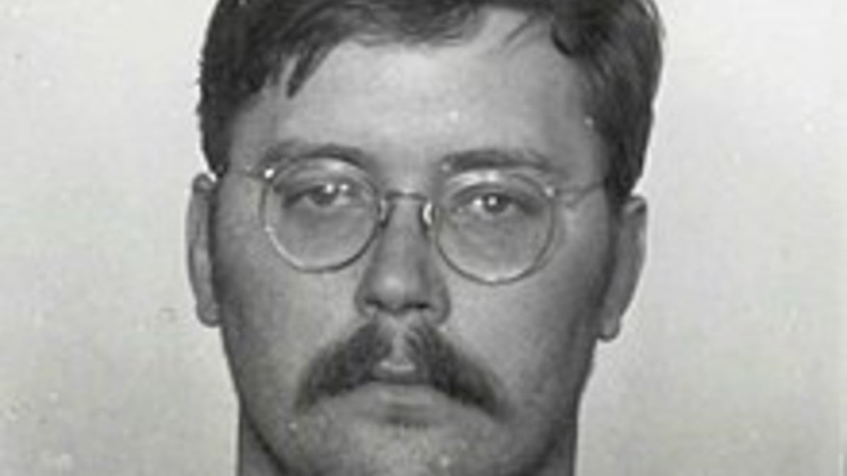 Mugshot of Edmund Kemper III