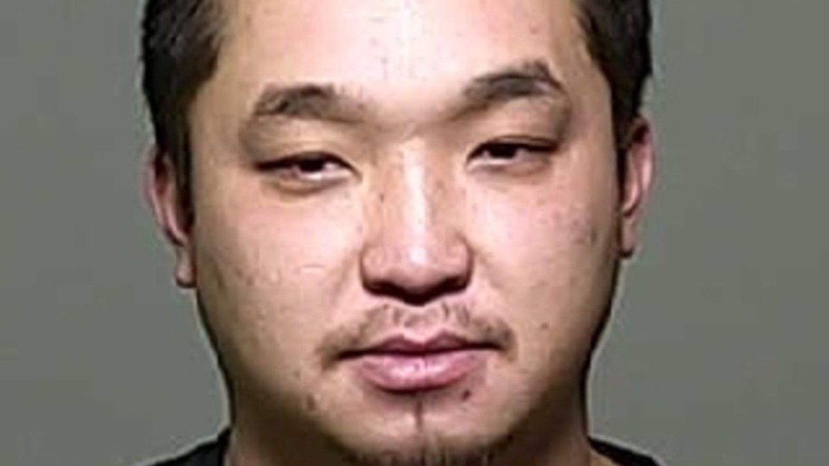 Mugshot of Chong Lee