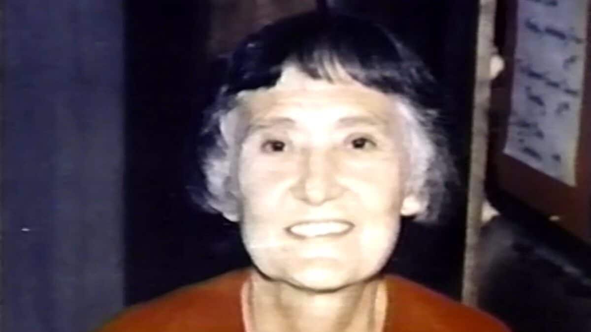 Close up photo of Doe Roberts