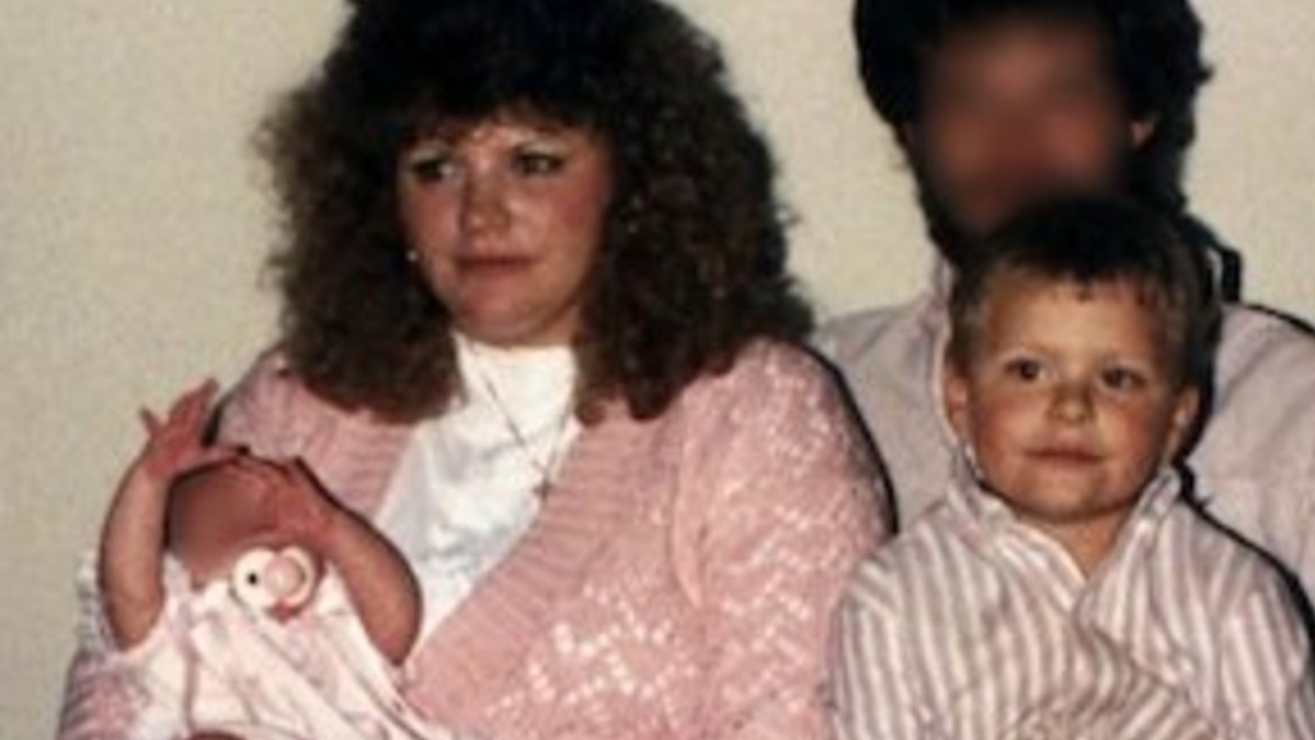 LeeAnn Mangrum and her family (1) (1)