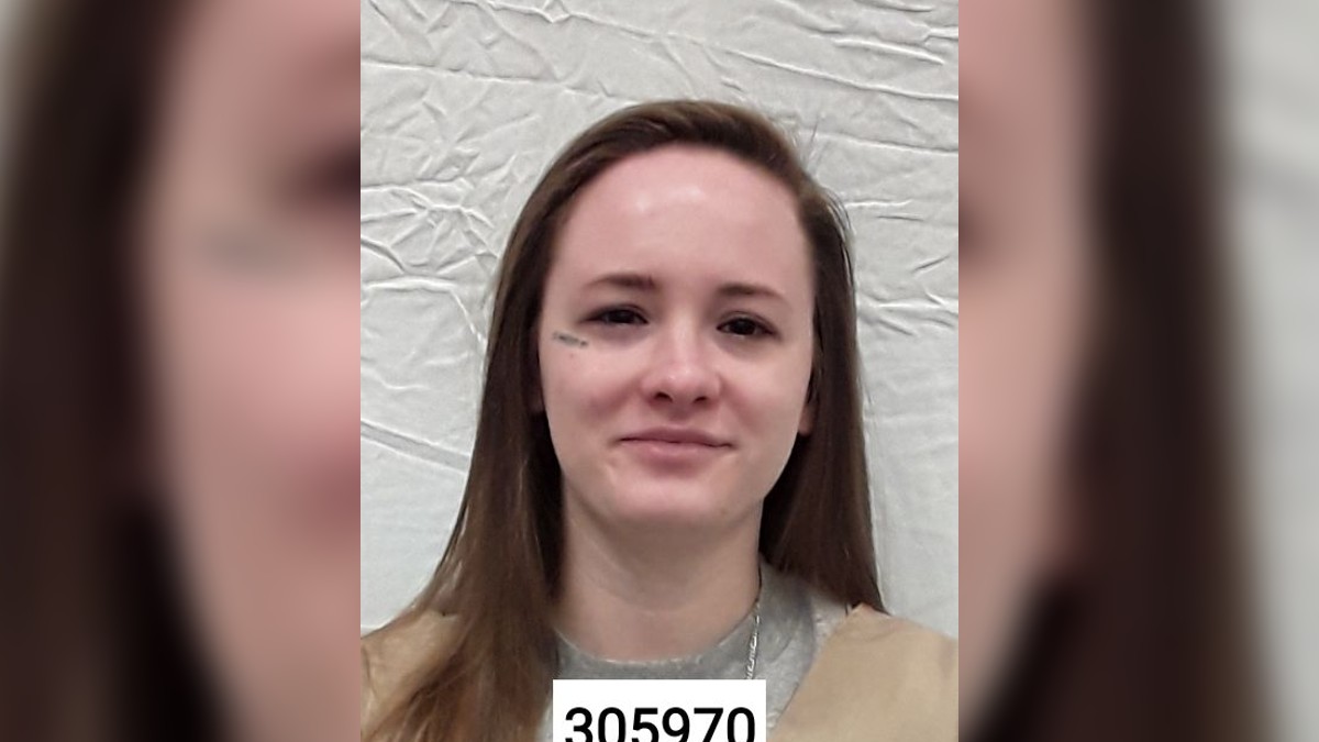 Mugshot of Jenna Oakley