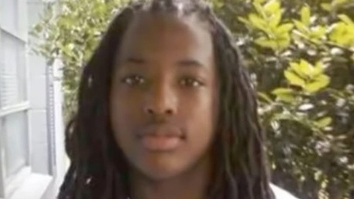 Kendrick Johnson's face pictured up close
