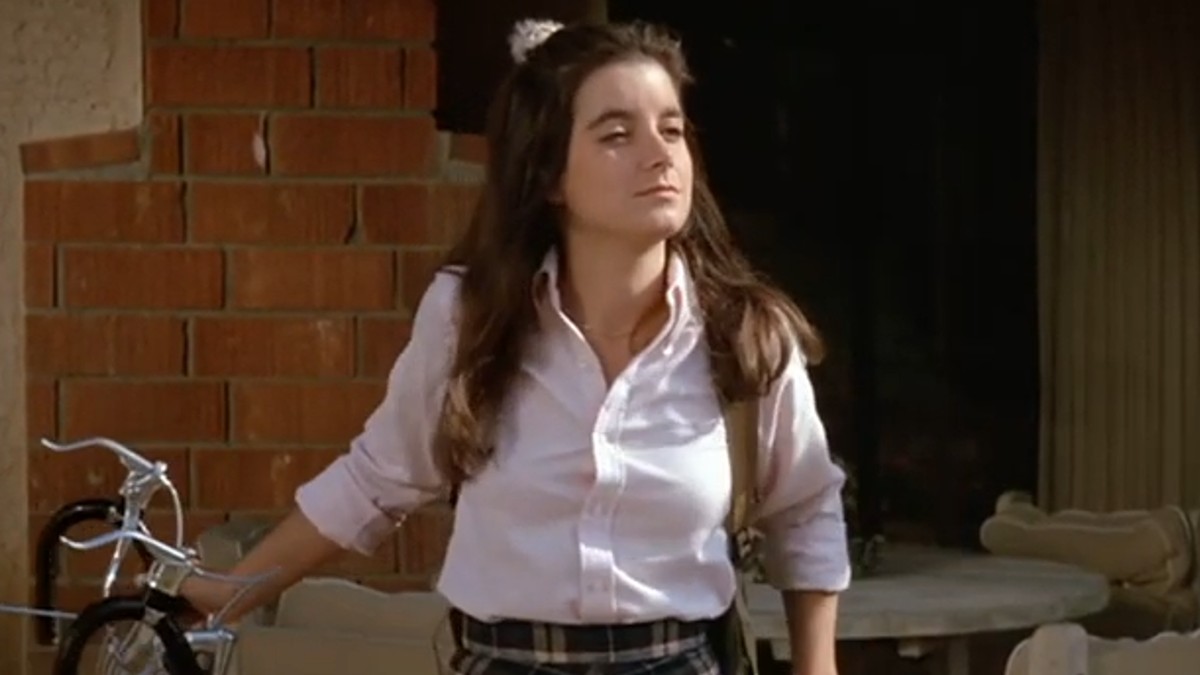 Dominique Dunne on the set of Poltergeist
