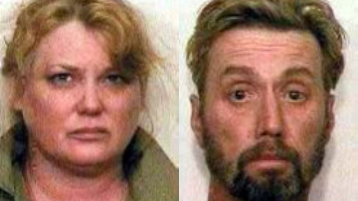 Mugshots of Michelle and David Knotek