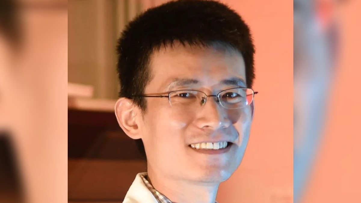 Profile pic of Zijie Yan